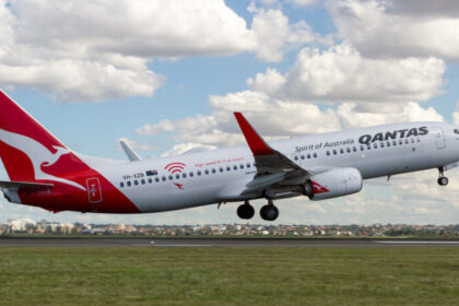 Qantas 2 1 क्वांटास ने 2025 तक नए मार्गों, उन्नत बेड़े और 220,000 अतिरिक्त सीटों के साथ अंतर्राष्ट्रीय नेटवर्क का विस्तार किया