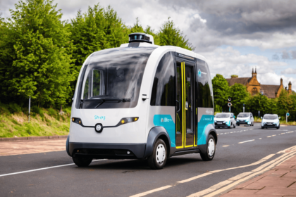 Somudranil Sarkar MAKE CINEMATIC PHOTO New Self Driving Shuttles in 0028ea8c e5ce 4c53 a23d 8627f40 वेस्ट मिडलैंड्स में नई सेल्फ-ड्राइविंग शटल: क्रांतिकारी परिवहन या सार्वजनिक सुरक्षा पर जोखिम भरा जुआ?