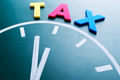 dggi sends 300 notices to cos top brass over input tax credit डीजीजीआई ने इनपुट टैक्स क्रेडिट, ईटीसीएफओ को लेकर कंपनियों के शीर्ष अधिकारियों को 300 नोटिस भेजे