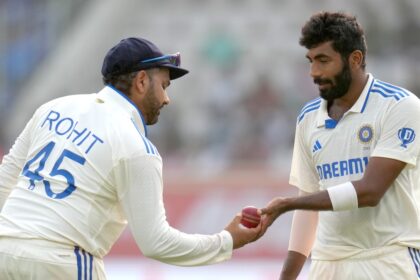 di2pd5o rohit sharma and jasprit bumrah bcci 625x300 15 October 24 रोहित शर्मा ने आखिरकार खुलासा किया कि आखिर क्यों जसप्रित बुमरा को टेस्ट टीम का उप-कप्तान बनाया गया था