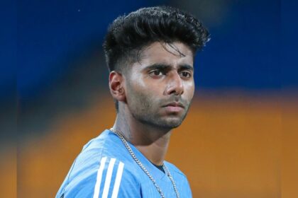 i8ss1a7o mayank yadav bcci 625x300 11 October 24 156.7 किलोमीटर प्रति घंटे की रफ्तार वाले सेंसेशन मयंक यादव को न्यूजीलैंड टेस्ट के लिए भारत की टीम में रिजर्व किया गया है