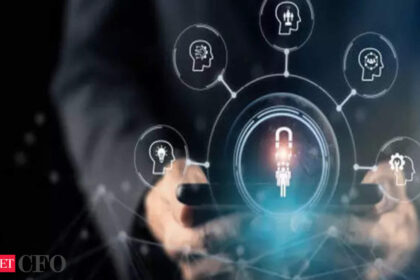 india inc pros seeks more guidance upskilling opportunities इंडिया इंक के पेशेवर अधिक मार्गदर्शन, कौशल उन्नयन के अवसर चाहते हैं, सीएफओ न्यूज, ईटीसीएफओ