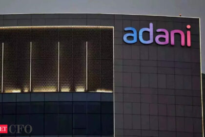 indias adani enterprises raises 500 million via share sale sources say ईटीसीएफओ के सूत्रों का कहना है कि भारत की अदानी एंटरप्राइजेज ने शेयर बिक्री के जरिए 500 मिलियन डॉलर जुटाए हैं