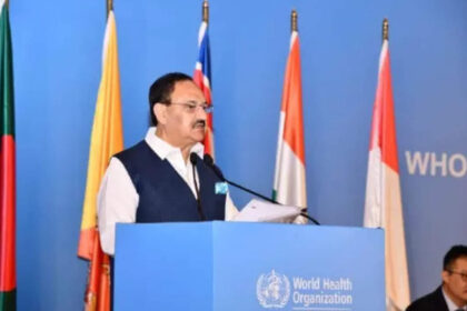 indias health system embraces whole of government whole of society approach to achieve uhc jp nadda भारत की स्वास्थ्य प्रणाली यूएचसी हासिल करने के लिए 'संपूर्ण सरकार', संपूर्ण समाज' दृष्टिकोण को अपनाती है: जेपी नड्डा, ईटी हेल्थवर्ल्ड