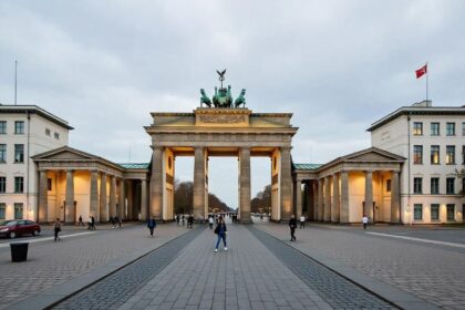 pikaso texttoimage Berlin Secures City of the Year Title at 2024 Food बर्लिन ने 2024 फूड एंड ट्रैवल अवार्ड्स में 'सिटी ऑफ द ईयर' का खिताब हासिल किया, यूरोप के सर्वश्रेष्ठ शहरी केंद्र के रूप में मनाया गया