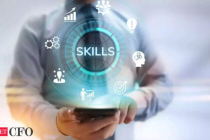 pm kaushal vikas yojana 4 0 training track set for 1 million workers to run key schemes प्रमुख योजनाओं, ईटीसीएफओ को चलाने के लिए 1 मिलियन श्रमिकों के लिए प्रशिक्षण ट्रैक सेट किया गया