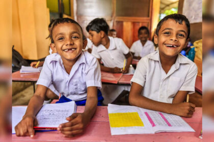 1730733086 photo भारत की प्राथमिक शिक्षा नामांकन में शहरी-ग्रामीण असमानता: सार्वजनिक स्कूलों के लिए राष्ट्रीय प्राथमिकता के बावजूद शहरी माता-पिता निजी स्कूलों की ओर क्यों रुख करते हैं?