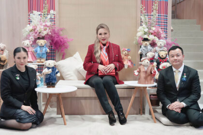 Opening Ceremony of the Thailand 1 थाईलैंड ने WTM 2024 में शाही समर्थन और सांस्कृतिक प्रदर्शन के साथ सॉफ्ट पावर और स्थिरता का प्रदर्शन किया