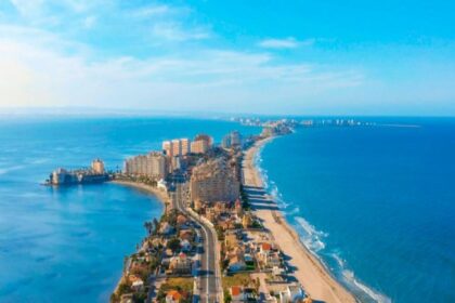 cc murcia मर्सिया के विदेशी पर्यटन में 20.7% की आश्चर्यजनक वृद्धि हुई - पूरे स्पेन में सबसे तेज़ वृद्धि