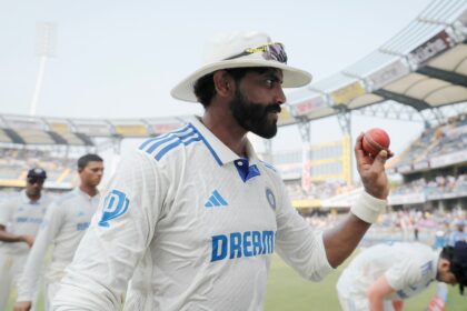 o5hdkgcg ravindra jadeja 625x300 01 November 24 मुंबई टेस्ट रोमांचक समापन की ओर अग्रसर, भारतीय स्पिनरों ने न्यूजीलैंड को नौ रनों पर समेटा