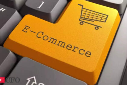 tech e commerce giants rake in rs 60000 crore in fy24 ad revenue टेक, ई-कॉमर्स दिग्गजों ने FY24 के विज्ञापन राजस्व में 60,000 करोड़ रुपये कमाए, ETCFO