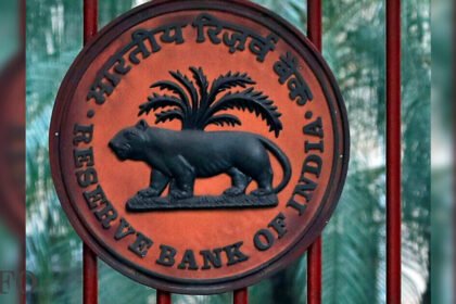 bond yield rises to 7 44 on higher oil prices global cues Bond Yields Surge to 3.5-Year High Amid Rising Oil Prices, ETCFO