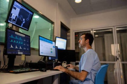 doctors find new scan better at detecting ovarian cancer spread Revolutionary PET Scan Improves Ovarian Cancer Detection Rates, ETHealthworld