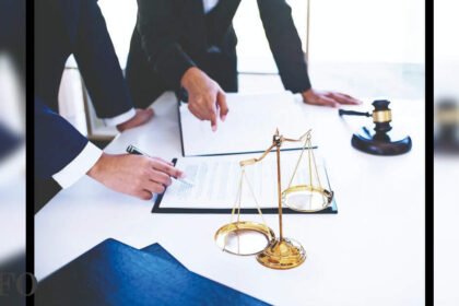 law firms make a strong case for hiring top litigation partners Law Firms Compete for Top Litigation Talent Amid Rising Client Demands, ETCFO
